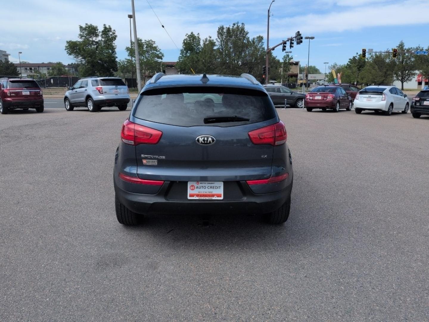 2016 BLUE Kia Sportage EX AWD (KNDPCCAC6G7) with an 4 Cyl, 2.4L engine, Automatic transmission, located at 10890 W. Colfax Ave., Lakewood, CO, 80215, (303) 274-7692, 39.739914, -105.120132- Photo#5