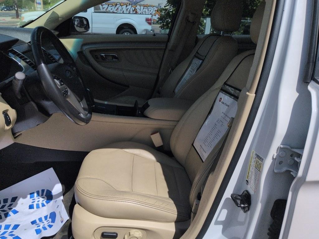 2013 WHITE Ford Taurus SEL (1FAHP2E8XDG) with an V6, 3.5L engine, Automatic transmission, located at 10890 W. Colfax Ave., Lakewood, CO, 80215, (303) 274-7692, 39.739914, -105.120132- Photo#9