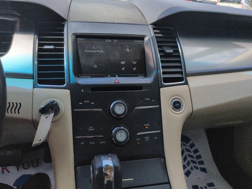 2013 WHITE Ford Taurus SEL (1FAHP2E8XDG) with an V6, 3.5L engine, Automatic transmission, located at 10890 W. Colfax Ave., Lakewood, CO, 80215, (303) 274-7692, 39.739914, -105.120132- Photo#12
