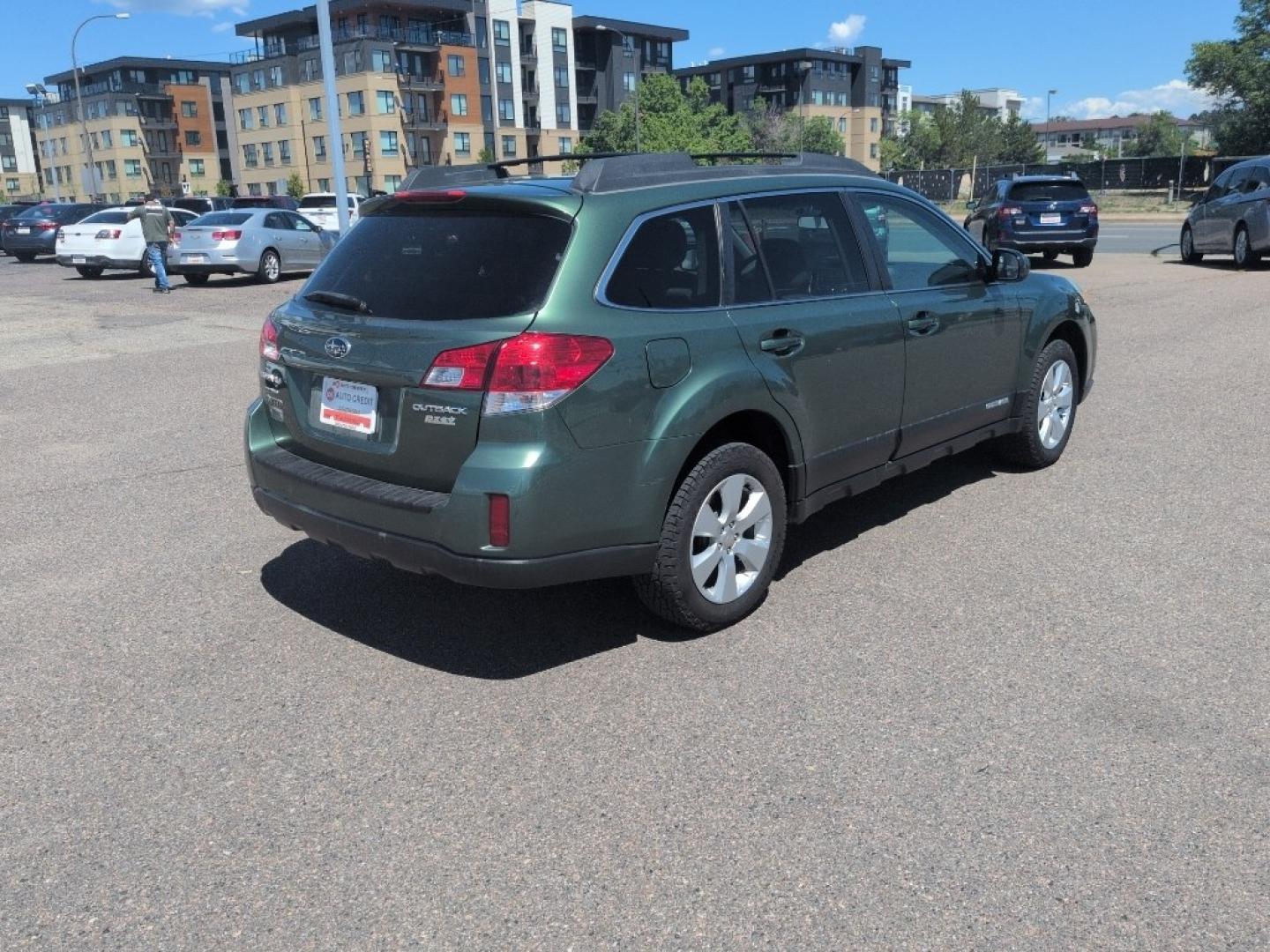 2010 GREEN Subaru Outback 2.5i Premium (4S4BRBBC7A3) with an 4 Cyl, 2.5L engine, Automatic transmission, located at 10890 W. Colfax Ave., Lakewood, CO, 80215, (303) 274-7692, 39.739914, -105.120132- Photo#4