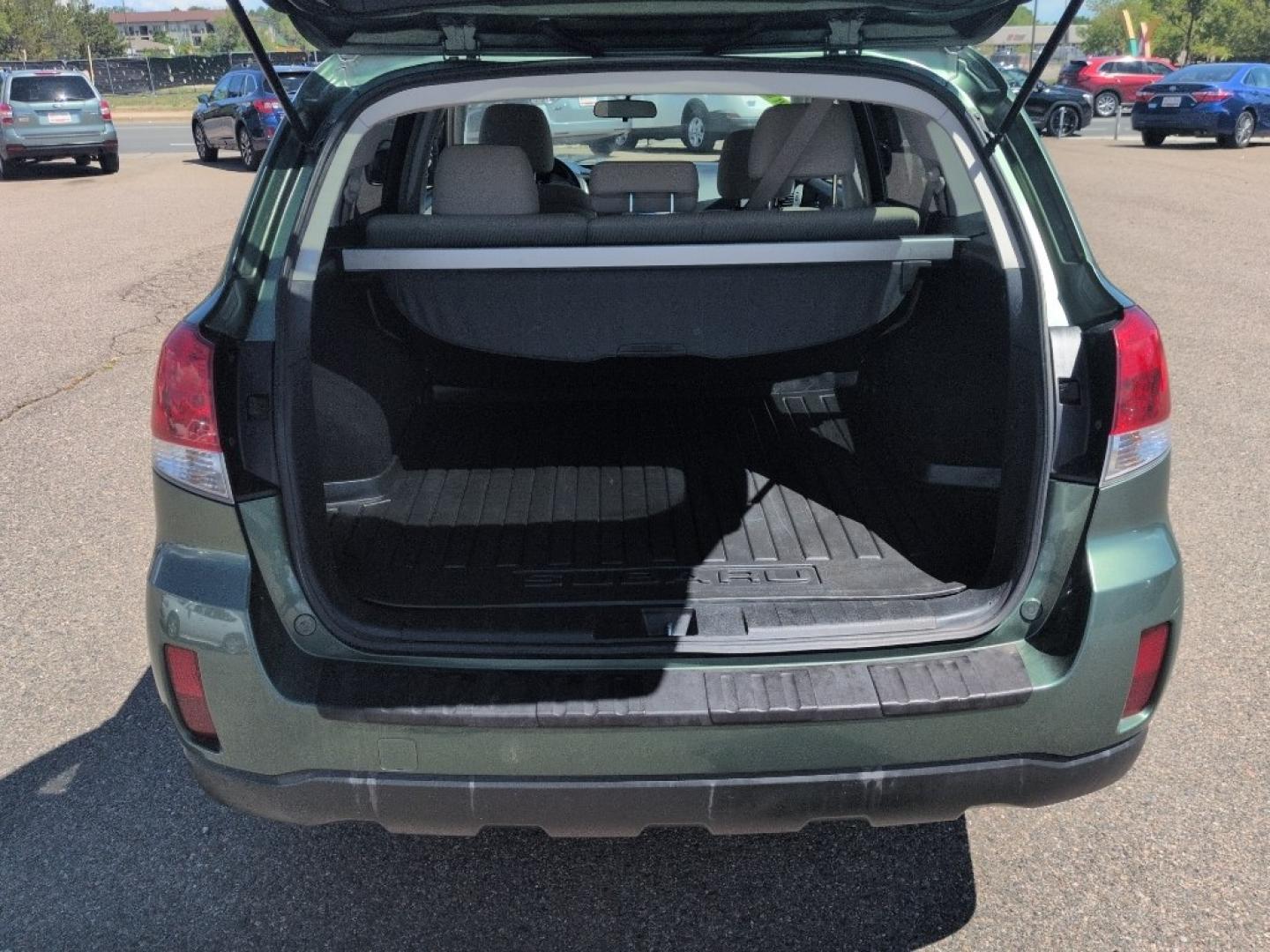 2010 GREEN Subaru Outback 2.5i Premium (4S4BRBBC7A3) with an 4 Cyl, 2.5L engine, Automatic transmission, located at 10890 W. Colfax Ave., Lakewood, CO, 80215, (303) 274-7692, 39.739914, -105.120132- Photo#20
