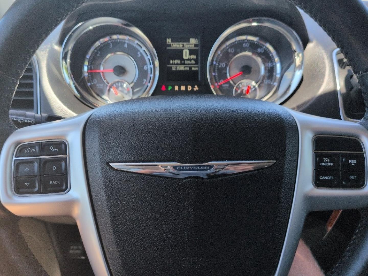 2016 SILVER Chrysler Town and Country Touring (2C4RC1BG5GR) with an V6, 3.6L engine, Automatic transmission, located at 10890 W. Colfax Ave., Lakewood, CO, 80215, (303) 274-7692, 39.739914, -105.120132- Photo#11