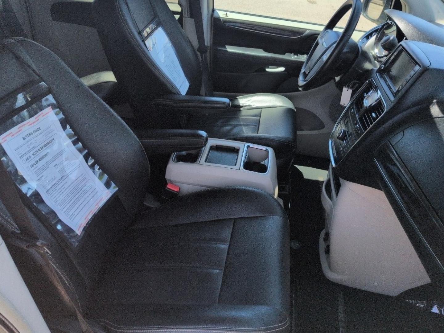 2016 SILVER Chrysler Town and Country Touring (2C4RC1BG5GR) with an V6, 3.6L engine, Automatic transmission, located at 10890 W. Colfax Ave., Lakewood, CO, 80215, (303) 274-7692, 39.739914, -105.120132- Photo#16