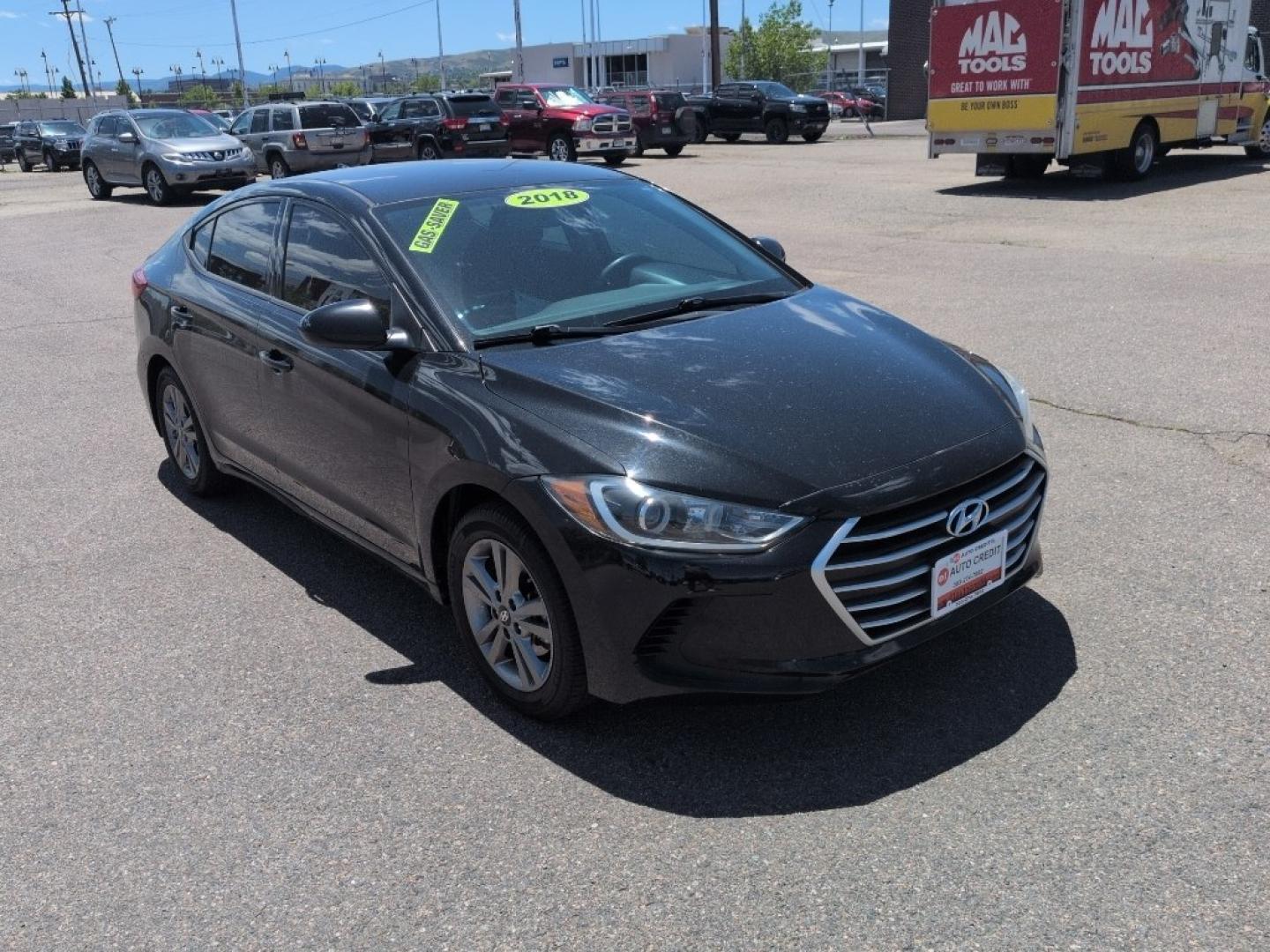 2018 BLACK Hyundai Elantra LIMITED (5NPD84LF8JH) with an 4 Cyl, 2.0L engine, Automatic transmission, located at 10890 W. Colfax Ave., Lakewood, CO, 80215, (303) 274-7692, 39.739914, -105.120132- Photo#2