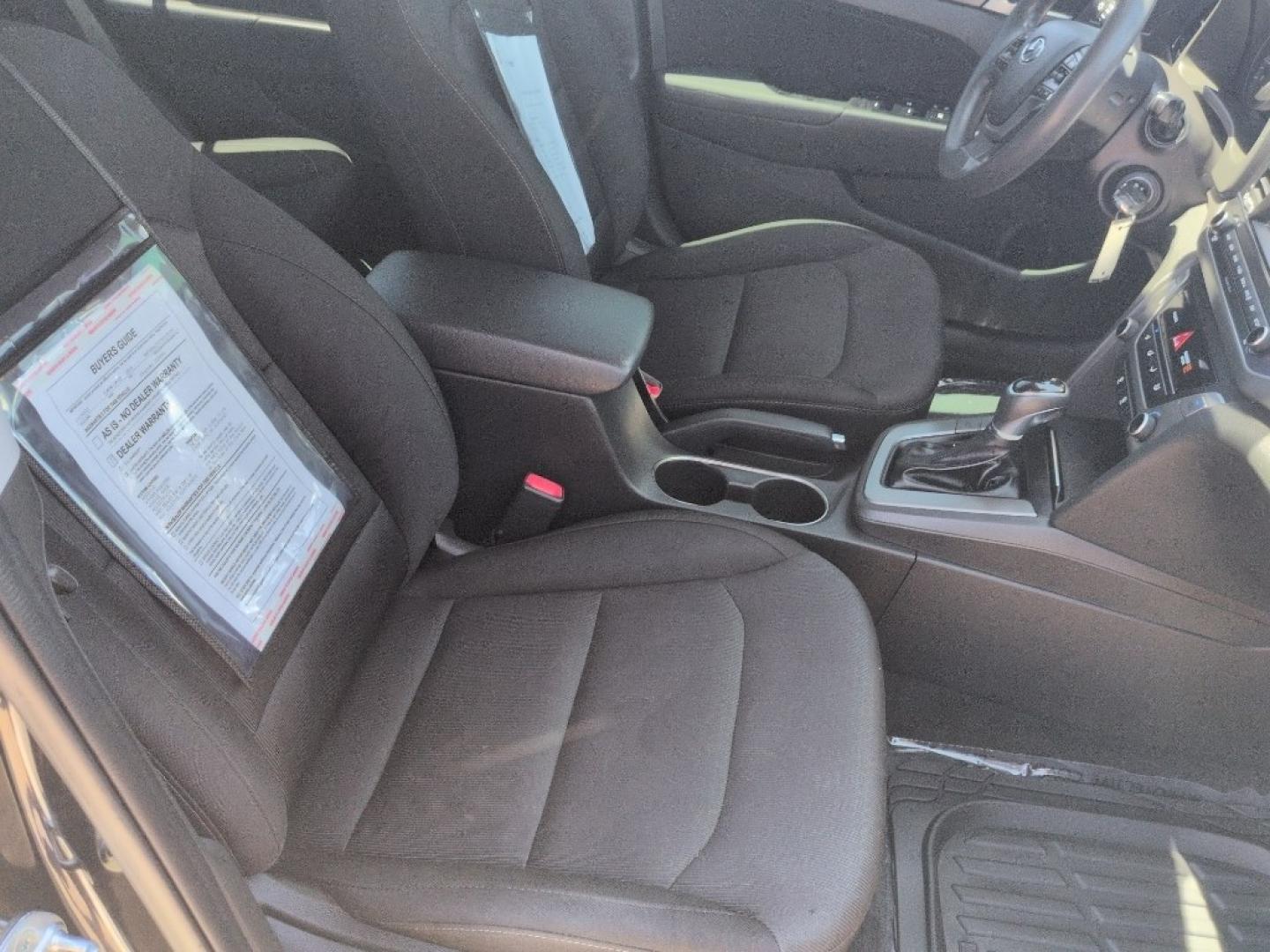 2018 BLACK Hyundai Elantra LIMITED (5NPD84LF8JH) with an 4 Cyl, 2.0L engine, Automatic transmission, located at 10890 W. Colfax Ave., Lakewood, CO, 80215, (303) 274-7692, 39.739914, -105.120132- Photo#16