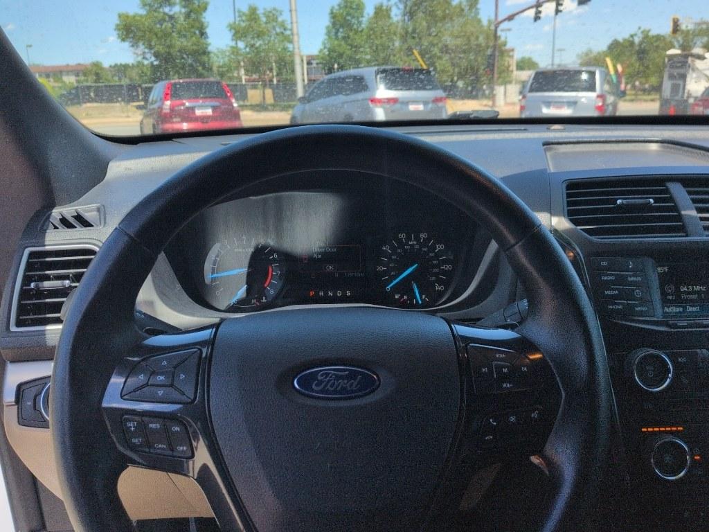2016 WHITE Ford Explorer Base (1FM5K8B8XGG) with an V6, 3.5L engine, Automatic transmission, located at 10890 W. Colfax Ave., Lakewood, CO, 80215, (303) 274-7692, 39.739914, -105.120132- Photo#10