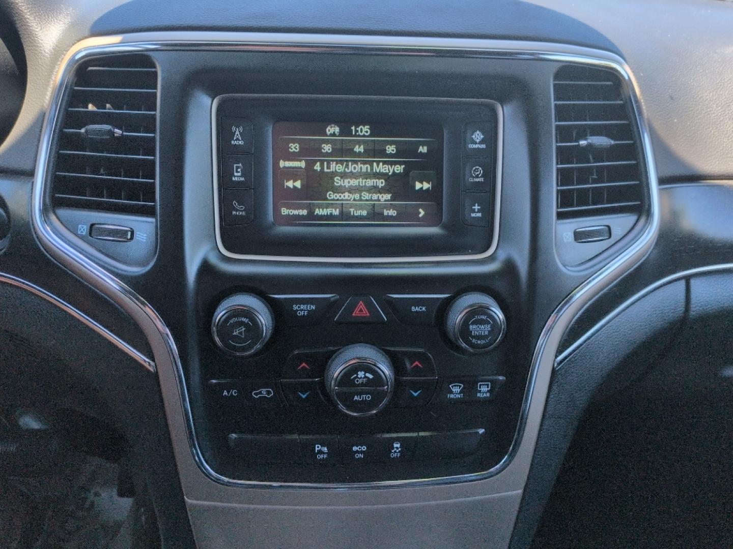 2015 WHITE Jeep Grand Cherokee Limited (1C4RJFBG9FC) with an V6, 3.6L engine, Automatic transmission, located at 10890 W. Colfax Ave., Lakewood, CO, 80215, (303) 274-7692, 39.739914, -105.120132- Photo#9