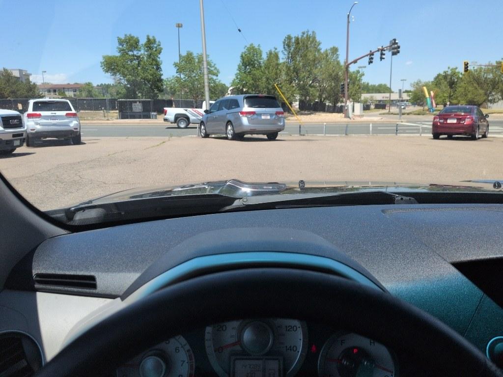 2011 GRAY Honda Pilot LX (5FNYF4H21BB) with an V6, 3.5L engine, Automatic transmission, located at 10890 W. Colfax Ave., Lakewood, CO, 80215, (303) 274-7692, 39.739914, -105.120132- Photo#10