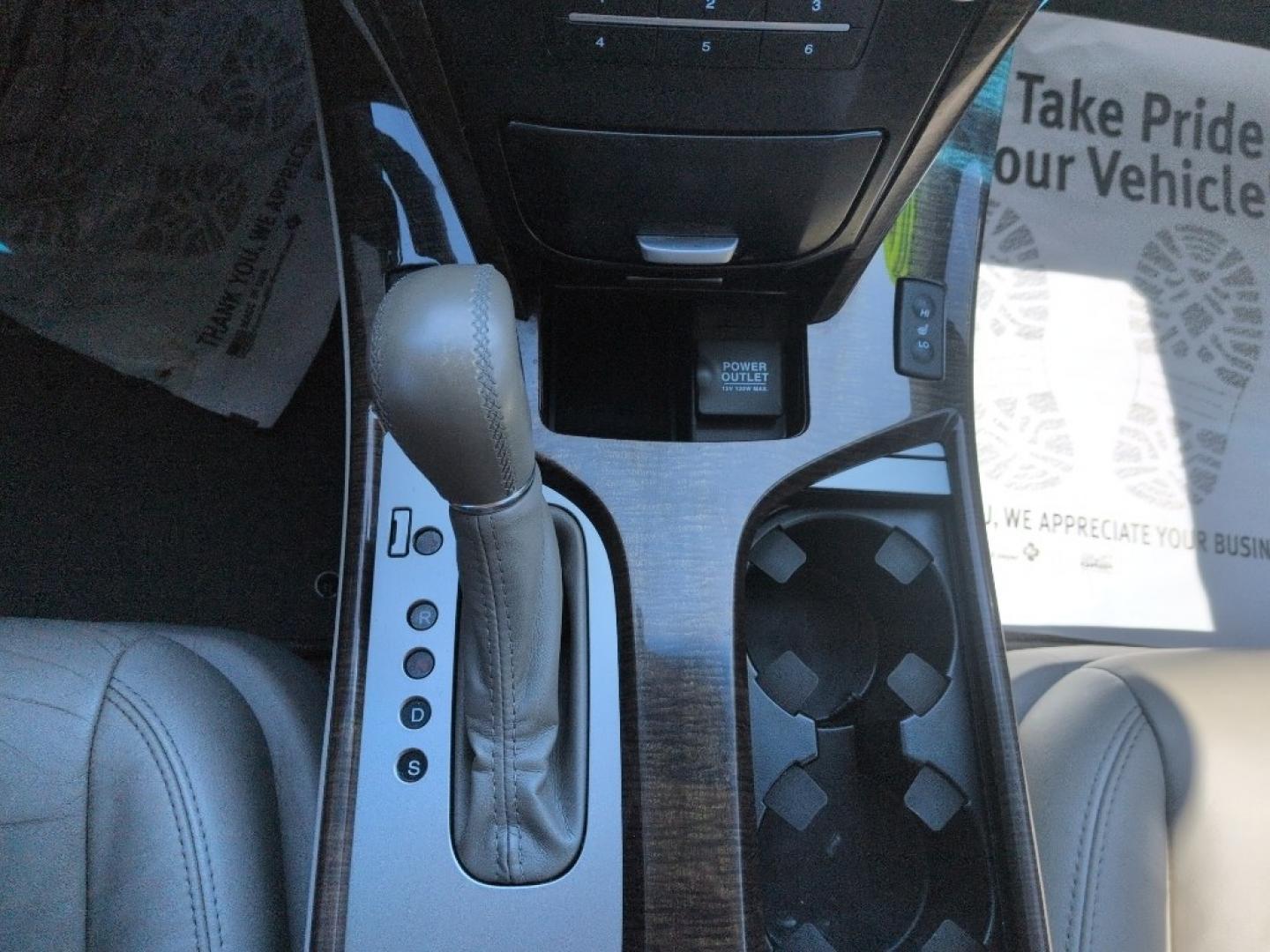 2012 GRAY Acura MDX Base (2HNYD2H21CH) with an V6, 3.7L engine, Automatic transmission, located at 10890 W. Colfax Ave., Lakewood, CO, 80215, (303) 274-7692, 39.739914, -105.120132- Photo#12
