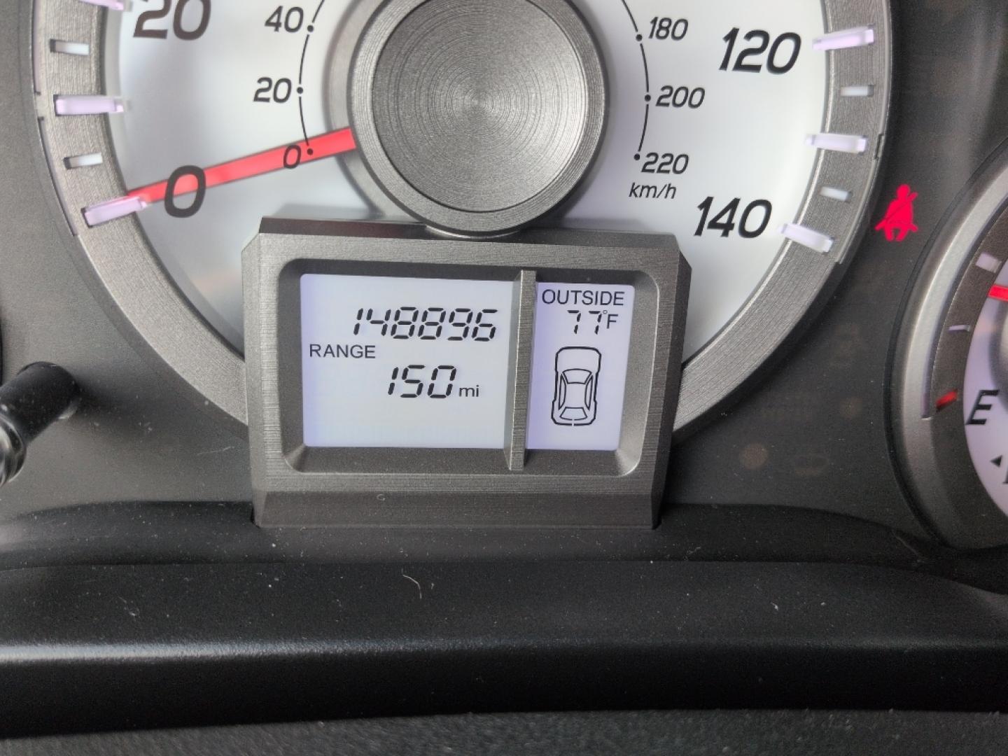 2013 GRAY Honda Pilot EXL (5FNYF4H52DB) with an V6, 3.5L engine, Automatic transmission, located at 10890 W. Colfax Ave., Lakewood, CO, 80215, (303) 274-7692, 39.739914, -105.120132- Photo#13