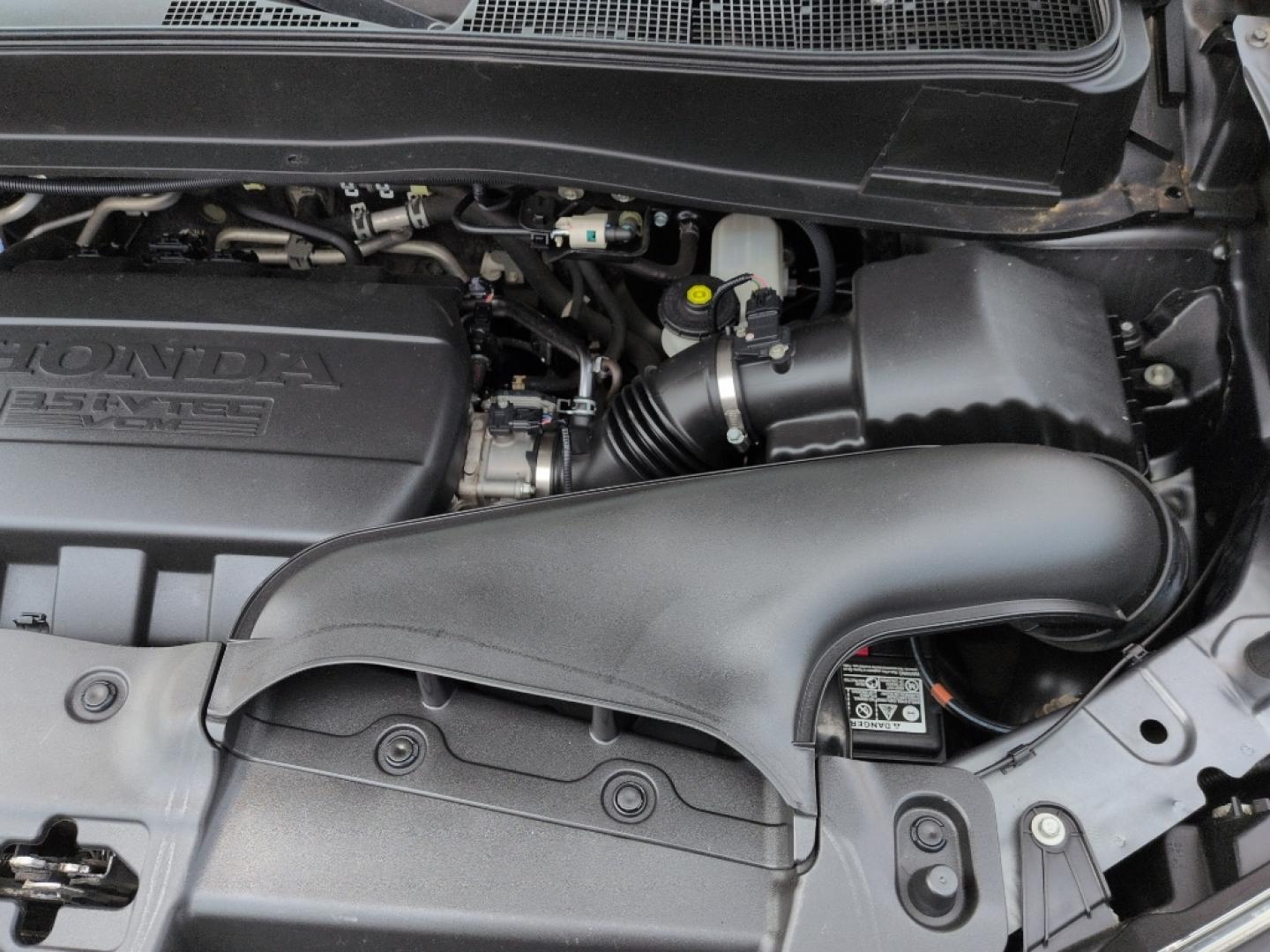 2013 GRAY Honda Pilot EXL (5FNYF4H52DB) with an V6, 3.5L engine, Automatic transmission, located at 10890 W. Colfax Ave., Lakewood, CO, 80215, (303) 274-7692, 39.739914, -105.120132- Photo#24