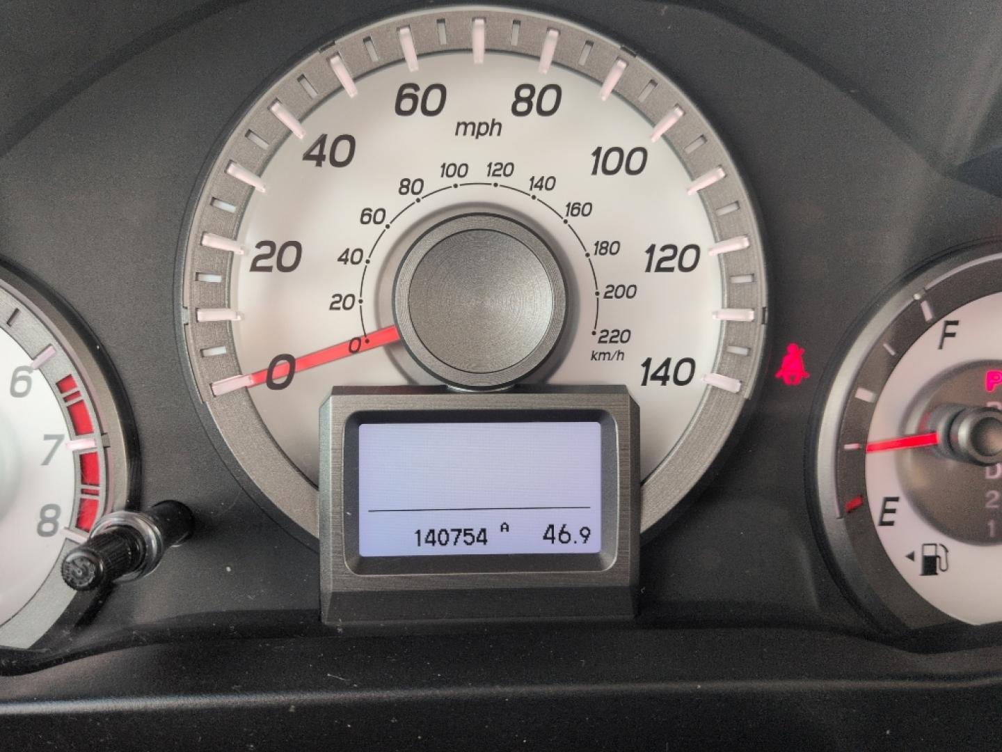2015 GRAY Honda Pilot Touring-RES (5FNYF4H95FB) with an V6, 3.5L engine, Automatic transmission, located at 10890 W. Colfax Ave., Lakewood, CO, 80215, (303) 274-7692, 39.739914, -105.120132- Photo#13