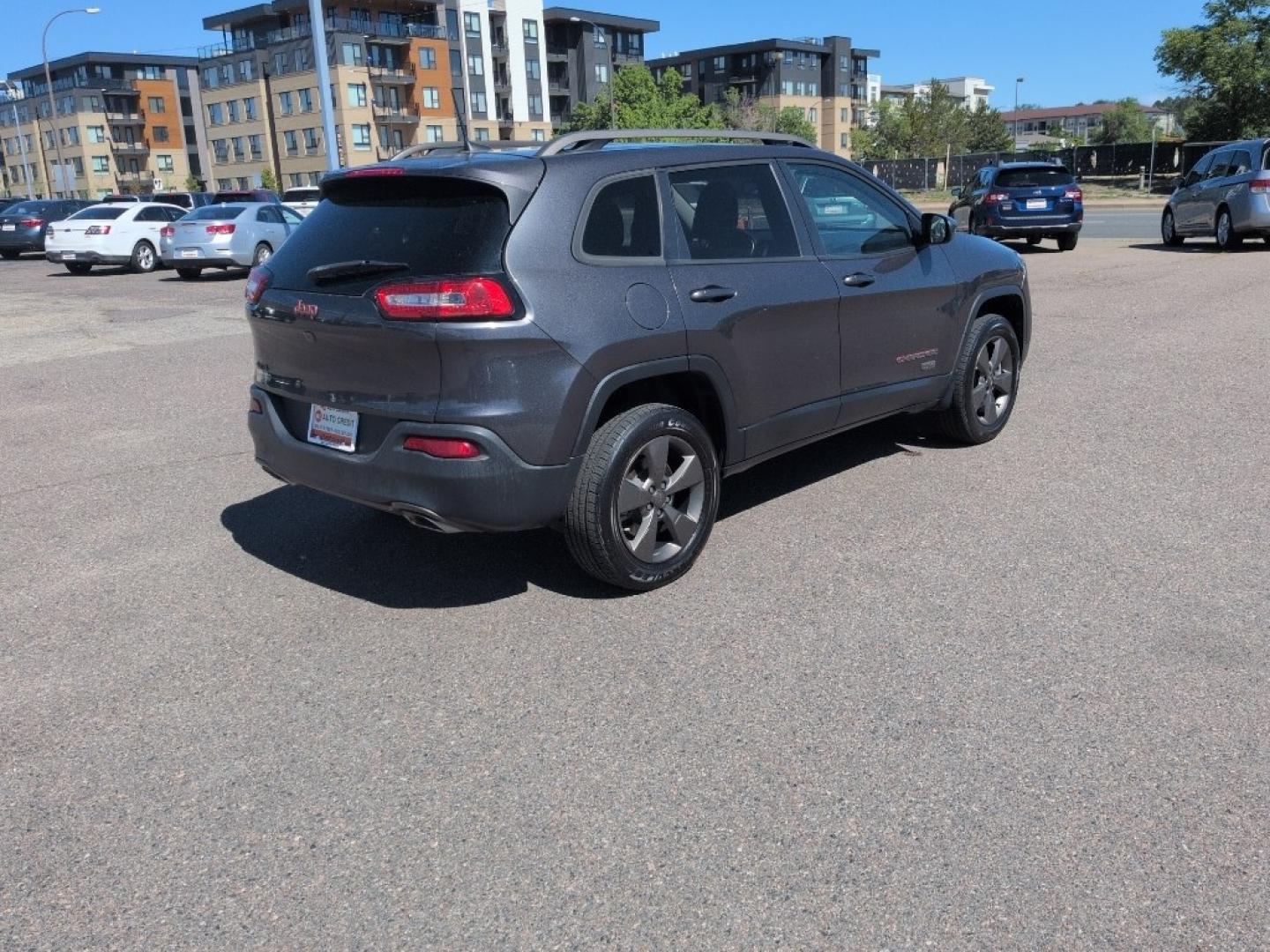 2016 GRAY Jeep Cherokee LATITUDE 4WD (1C4PJMCS9GW) with an V6, 3.2L engine, Automatic transmission, located at 10890 W. Colfax Ave., Lakewood, CO, 80215, (303) 274-7692, 39.739914, -105.120132- Photo#4