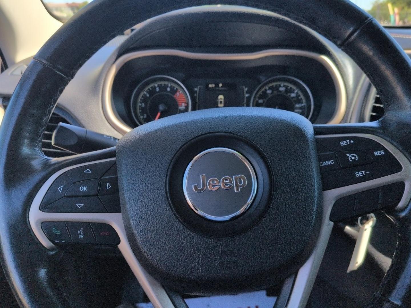 2016 GRAY Jeep Cherokee LATITUDE 4WD (1C4PJMCS9GW) with an V6, 3.2L engine, Automatic transmission, located at 10890 W. Colfax Ave., Lakewood, CO, 80215, (303) 274-7692, 39.739914, -105.120132- Photo#11