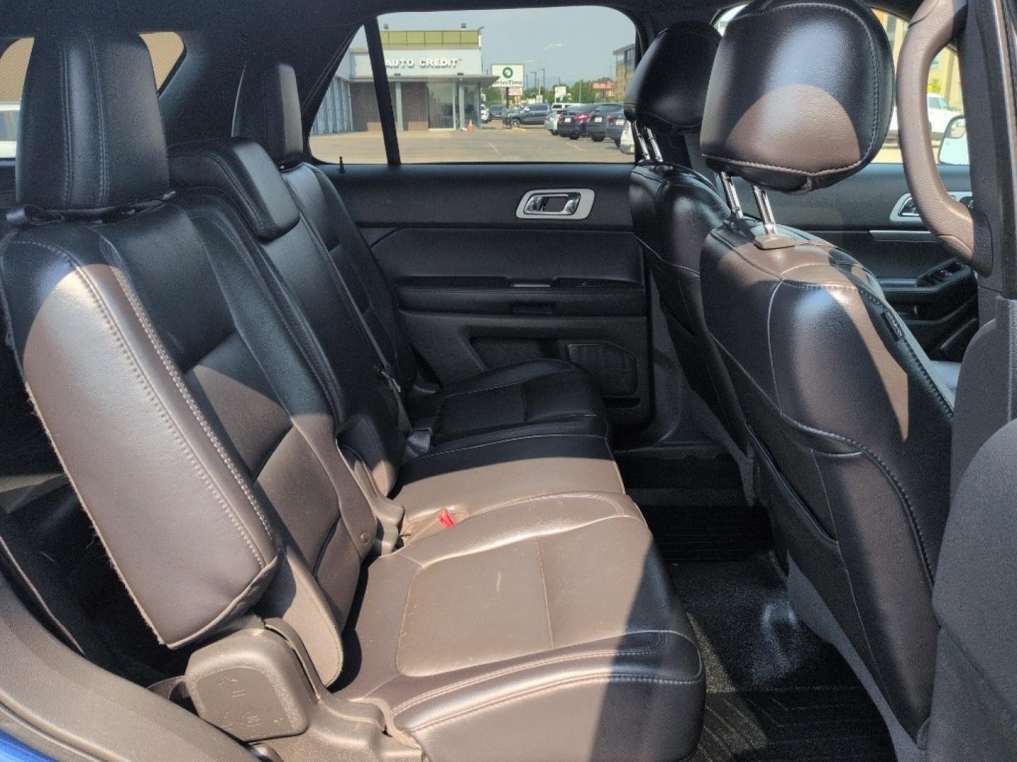 2012 BLUE Ford Explorer XLT (1FMHK8D8XCG) with an V6, 3.5L engine, Automatic transmission, located at 10890 W. Colfax Ave., Lakewood, CO, 80215, (303) 274-7692, 39.739914, -105.120132- Photo#20