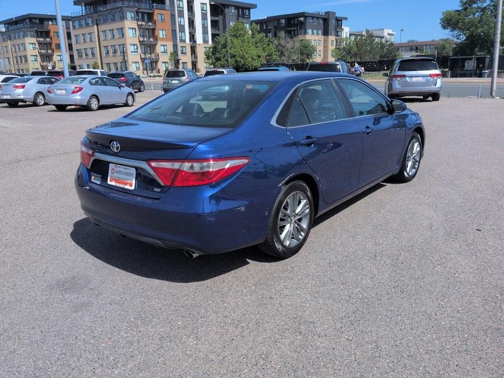 2015 BLUE Toyota Camry SE (4T1BF1FK6FU) with an 4 Cyl, 2.5L engine, Automatic transmission, located at 10890 W. Colfax Ave., Lakewood, CO, 80215, (303) 274-7692, 39.739914, -105.120132- Photo#4
