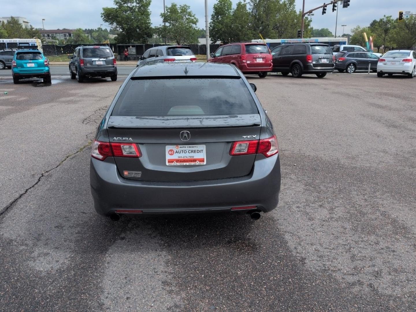 2010 GRAY Acura TSX Base (JH4CU2F63AC) with an 4 Cyl, 2.4L engine, Automatic transmission, located at 10890 W. Colfax Ave., Lakewood, CO, 80215, (303) 274-7692, 39.739914, -105.120132- Photo#5