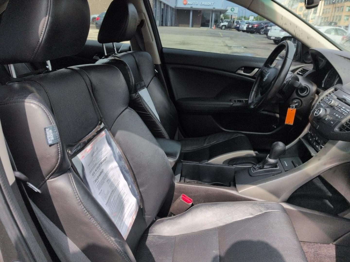 2010 GRAY Acura TSX Base (JH4CU2F63AC) with an 4 Cyl, 2.4L engine, Automatic transmission, located at 10890 W. Colfax Ave., Lakewood, CO, 80215, (303) 274-7692, 39.739914, -105.120132- Photo#15