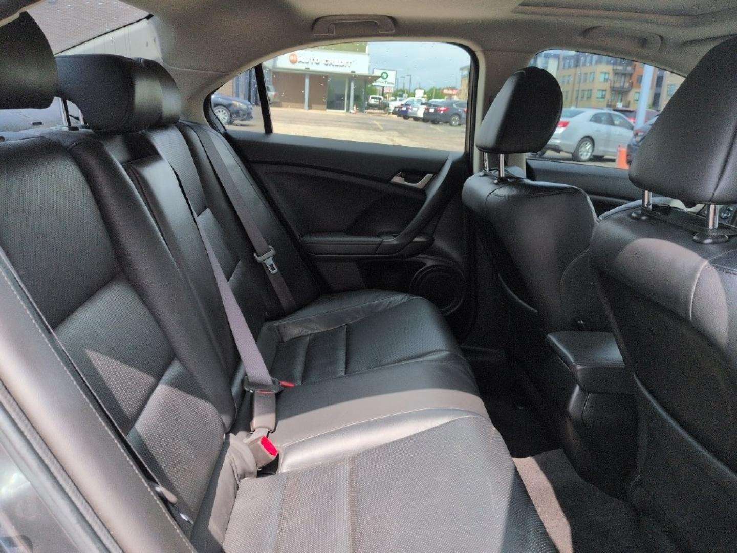 2010 GRAY Acura TSX Base (JH4CU2F63AC) with an 4 Cyl, 2.4L engine, Automatic transmission, located at 10890 W. Colfax Ave., Lakewood, CO, 80215, (303) 274-7692, 39.739914, -105.120132- Photo#19