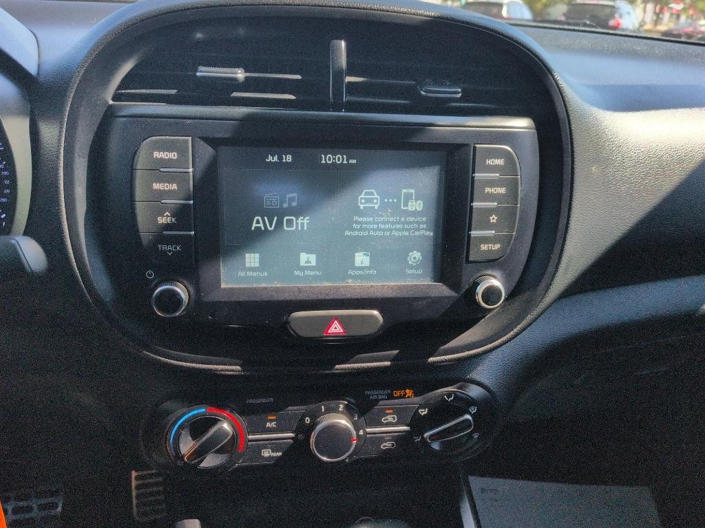 2020 ORANGE Kia Soul LX CVT (KNDJ23AU1L7) with an 4 Cyl, 2.0L engine, Automatic transmission, located at 10890 W. Colfax Ave., Lakewood, CO, 80215, (303) 274-7692, 39.739914, -105.120132- Photo#12