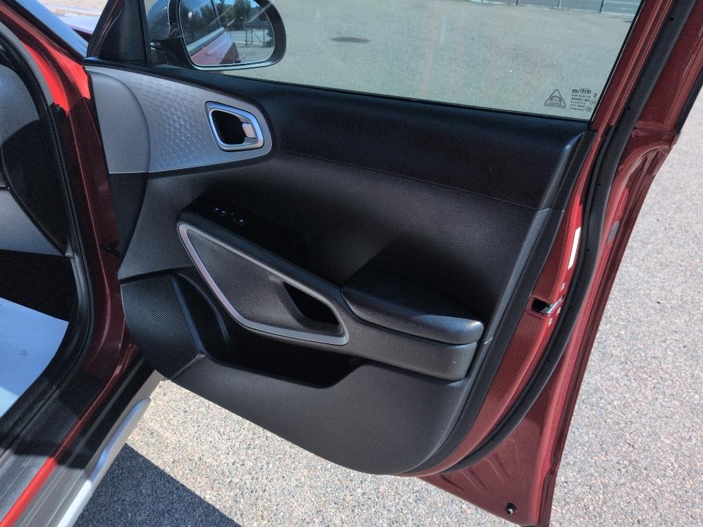 2020 ORANGE Kia Soul LX CVT (KNDJ23AU1L7) with an 4 Cyl, 2.0L engine, Automatic transmission, located at 10890 W. Colfax Ave., Lakewood, CO, 80215, (303) 274-7692, 39.739914, -105.120132- Photo#17