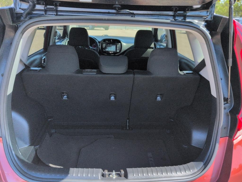 2020 ORANGE Kia Soul LX CVT (KNDJ23AU1L7) with an 4 Cyl, 2.0L engine, Automatic transmission, located at 10890 W. Colfax Ave., Lakewood, CO, 80215, (303) 274-7692, 39.739914, -105.120132- Photo#21
