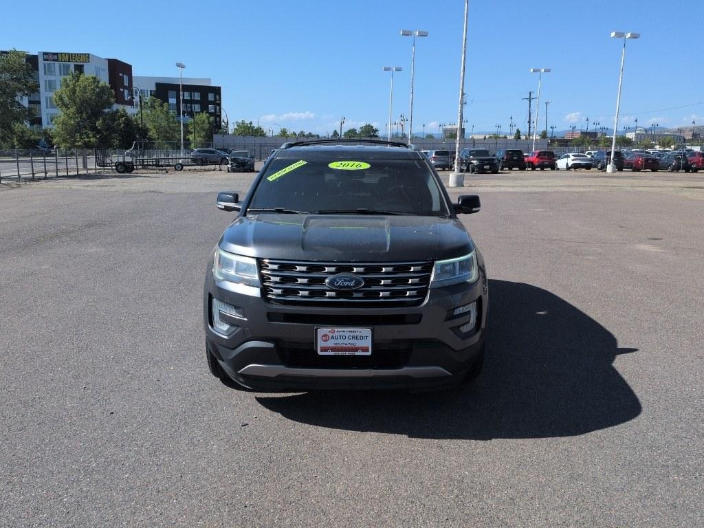 2016 GRAY Ford Explorer XLT (1FM5K8D85GG) with an V6, 3.5L engine, Automatic transmission, located at 10890 W. Colfax Ave., Lakewood, CO, 80215, (303) 274-7692, 39.739914, -105.120132- Photo#1