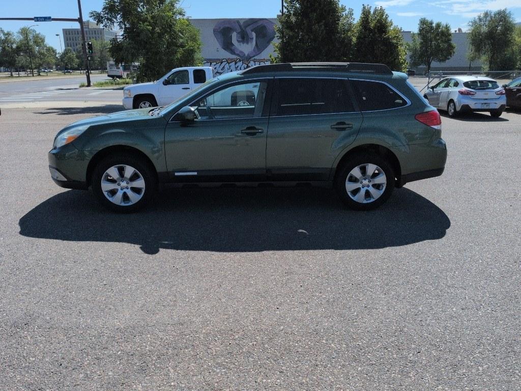 2012 GREEN Subaru Outback 2.5i Premium (4S4BRBGC9C3) with an 4 Cyl, 2.5L engine, Automatic transmission, located at 10890 W. Colfax Ave., Lakewood, CO, 80215, (303) 274-7692, 39.739914, -105.120132- Photo#7