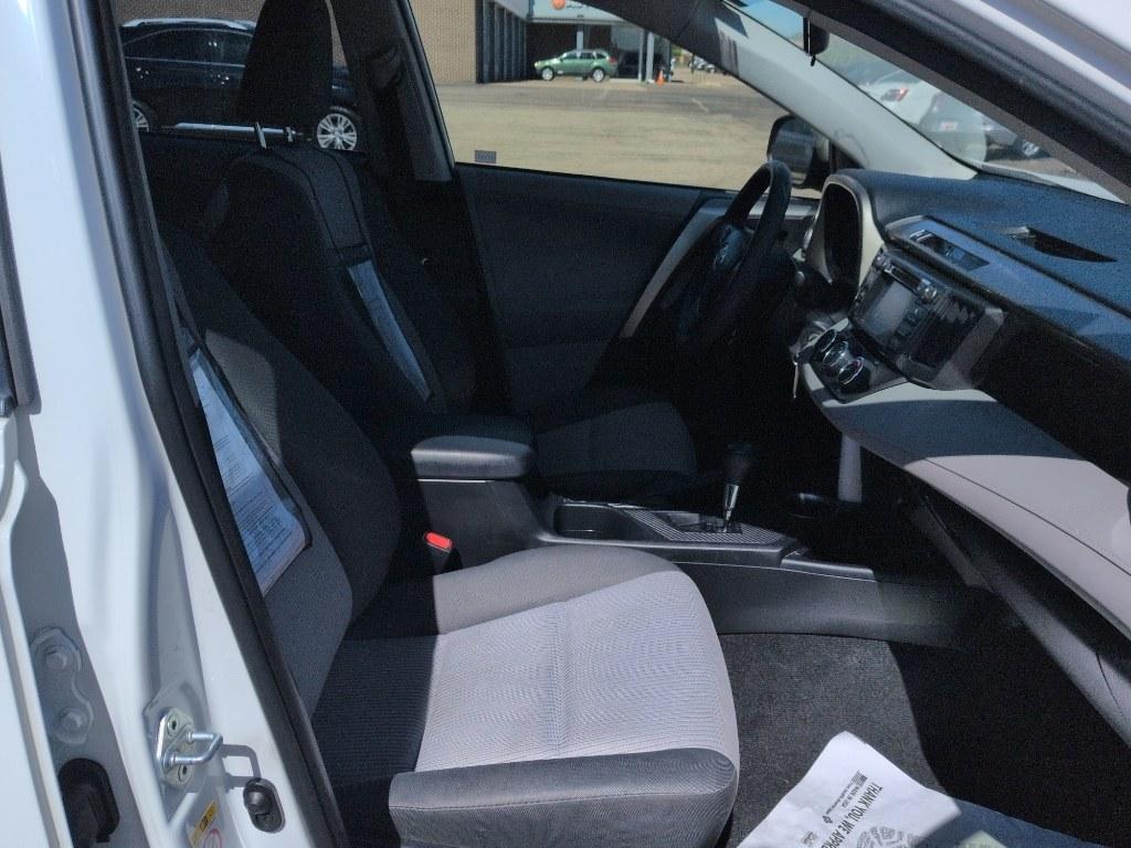 2013 WHITE Toyota RAV4 LE (JTMBFREV1D5) with an 4 Cyl, 2.5L engine, Automatic transmission, located at 10890 W. Colfax Ave., Lakewood, CO, 80215, (303) 274-7692, 39.739914, -105.120132- Photo#16