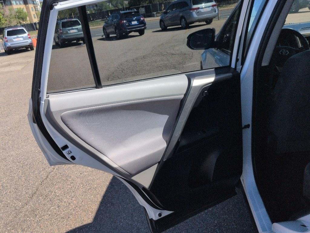 2013 WHITE Toyota RAV4 LE (JTMBFREV1D5) with an 4 Cyl, 2.5L engine, Automatic transmission, located at 10890 W. Colfax Ave., Lakewood, CO, 80215, (303) 274-7692, 39.739914, -105.120132- Photo#17