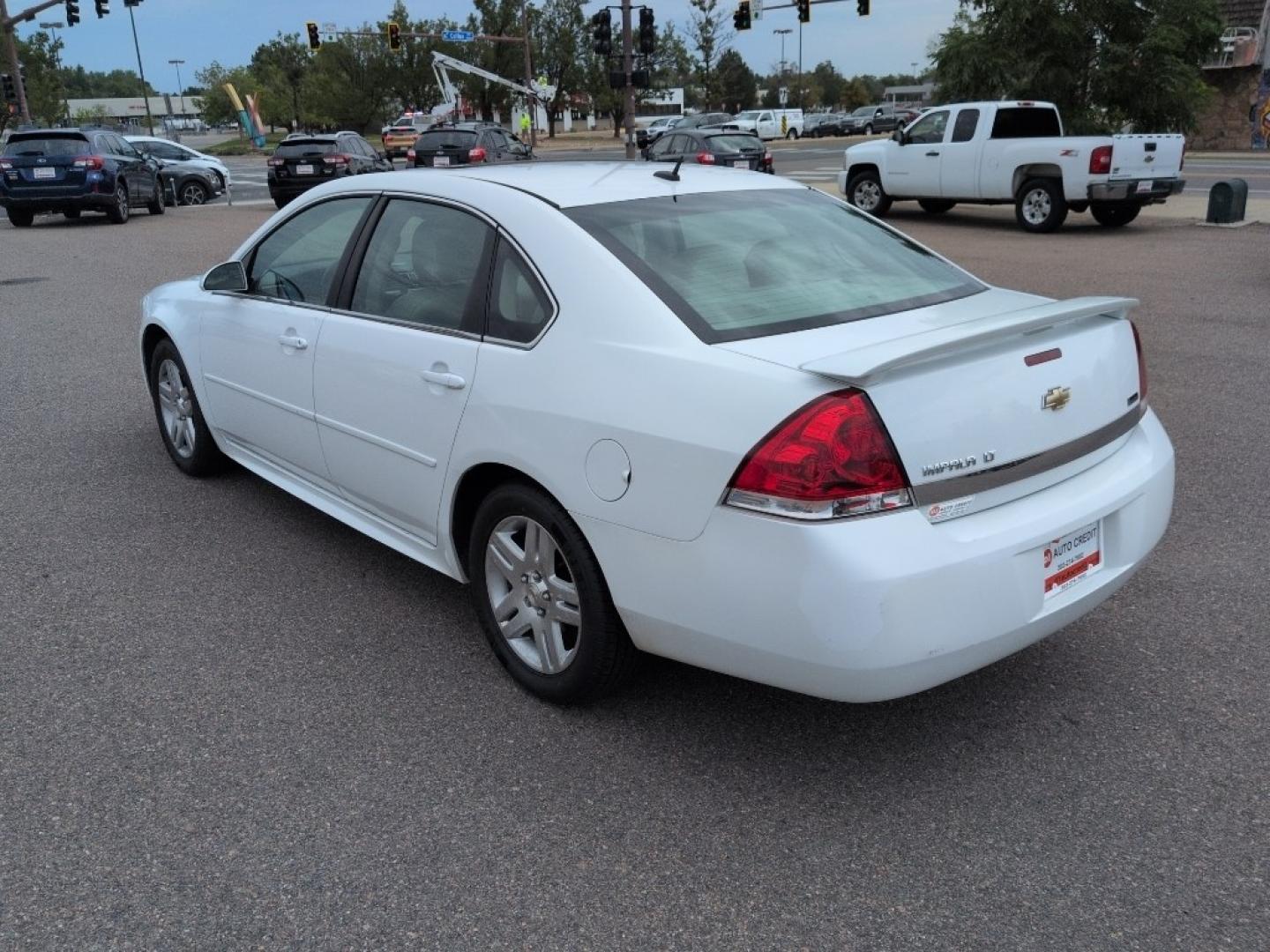 2011 WHITE Chevrolet Impala LT (2G1WB5EK9B1) with an V6, 3.5L engine, Automatic transmission, located at 10890 W. Colfax Ave., Lakewood, CO, 80215, (303) 274-7692, 39.739914, -105.120132- Photo#6