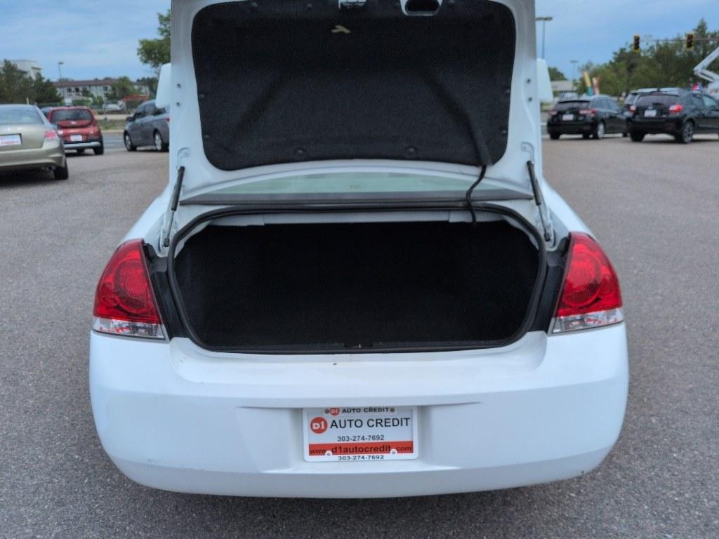 2011 WHITE Chevrolet Impala LT (2G1WB5EK9B1) with an V6, 3.5L engine, Automatic transmission, located at 10890 W. Colfax Ave., Lakewood, CO, 80215, (303) 274-7692, 39.739914, -105.120132- Photo#19