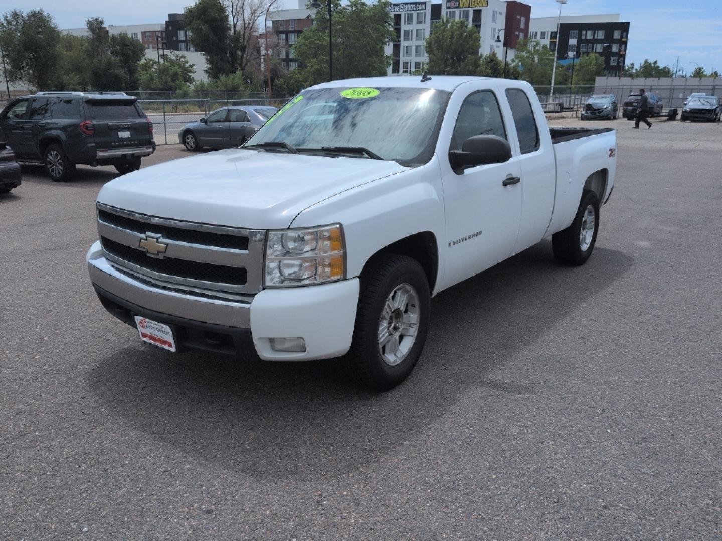 2008 WHITE Chevrolet Silverado WORK TRUCK EXT. CAB (2GCEK190281) with an V8, 5.3L engine, Automatic transmission, located at 10890 W. Colfax Ave., Lakewood, CO, 80215, (303) 274-7692, 39.739914, -105.120132- Photo#0