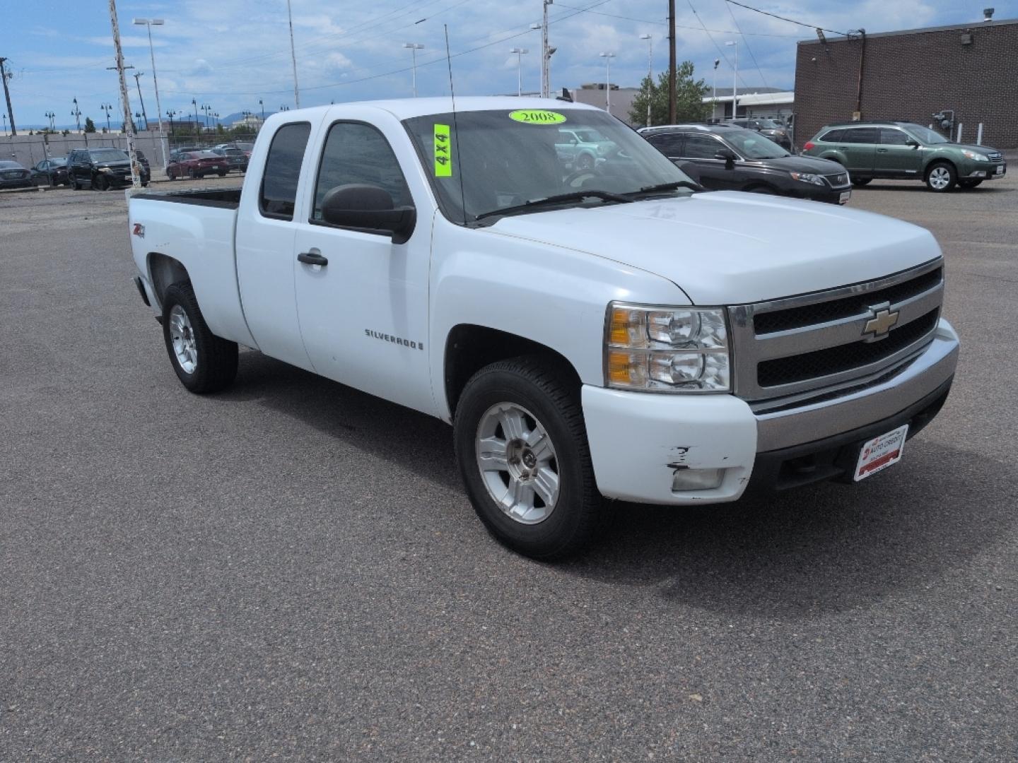 2008 WHITE Chevrolet Silverado WORK TRUCK EXT. CAB (2GCEK190281) with an V8, 5.3L engine, Automatic transmission, located at 10890 W. Colfax Ave., Lakewood, CO, 80215, (303) 274-7692, 39.739914, -105.120132- Photo#2
