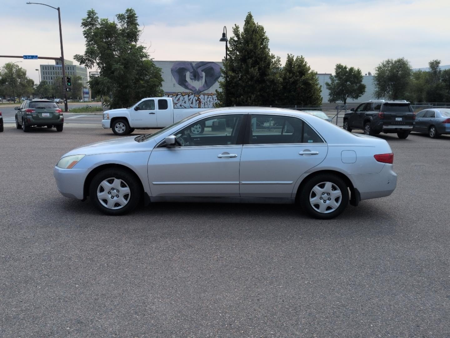 2005 SILVER Honda Accord LX (1HGCM56445A) with an 4 Cyl, 2.4L engine, Automatic transmission, located at 10890 W. Colfax Ave., Lakewood, CO, 80215, (303) 274-7692, 39.739914, -105.120132- Photo#7