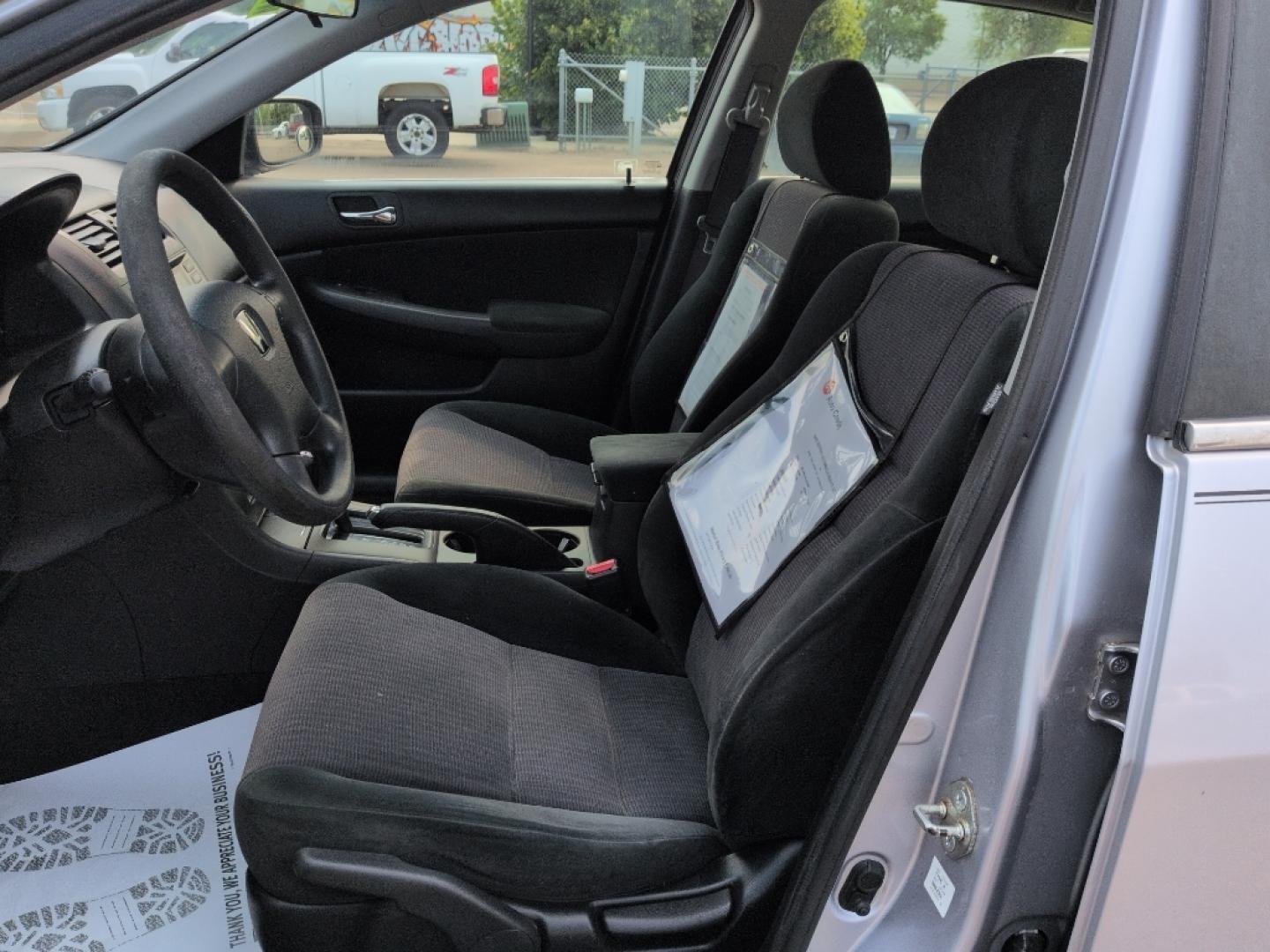 2005 SILVER Honda Accord LX (1HGCM56445A) with an 4 Cyl, 2.4L engine, Automatic transmission, located at 10890 W. Colfax Ave., Lakewood, CO, 80215, (303) 274-7692, 39.739914, -105.120132- Photo#9