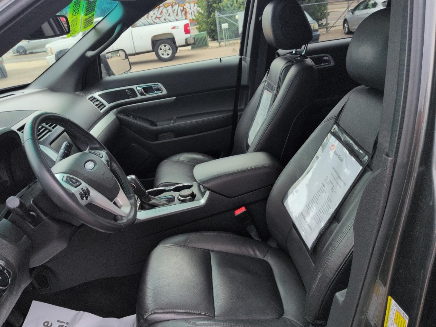 2015 GRAY Ford Explorer XLT (1FM5K8D84FG) with an V6, 3.5L engine, Automatic transmission, located at 10890 W. Colfax Ave., Lakewood, CO, 80215, (303) 274-7692, 39.739914, -105.120132- Photo#9