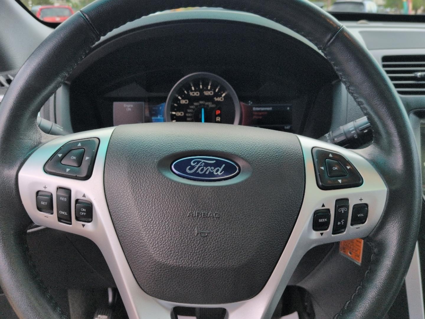 2015 GRAY Ford Explorer XLT (1FM5K8D84FG) with an V6, 3.5L engine, Automatic transmission, located at 10890 W. Colfax Ave., Lakewood, CO, 80215, (303) 274-7692, 39.739914, -105.120132- Photo#11