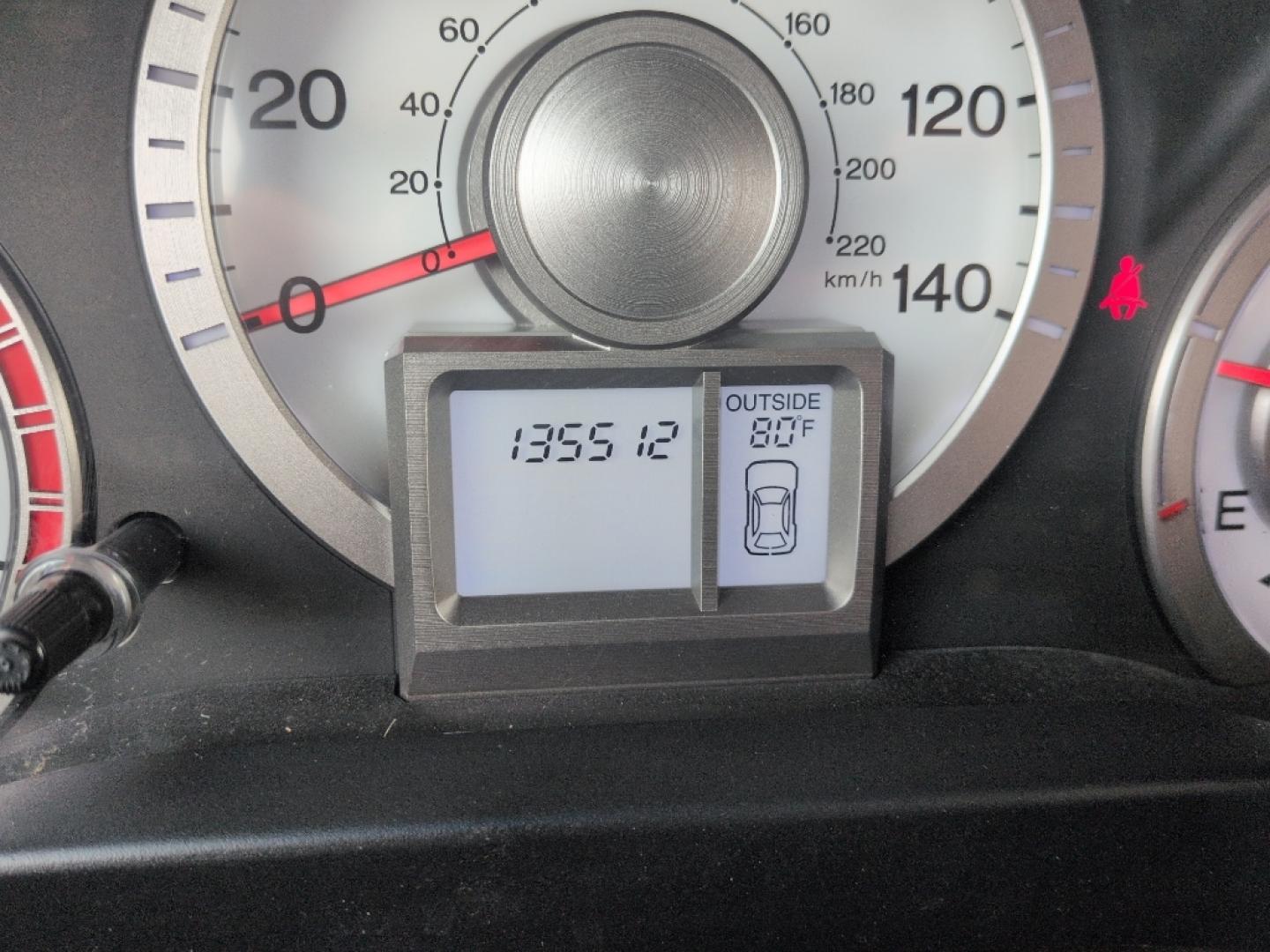 2011 SILVER Honda Pilot EX (5FNYF4H43BB) with an V6, 3.5L engine, Automatic transmission, located at 10890 W. Colfax Ave., Lakewood, CO, 80215, (303) 274-7692, 39.739914, -105.120132- Photo#13