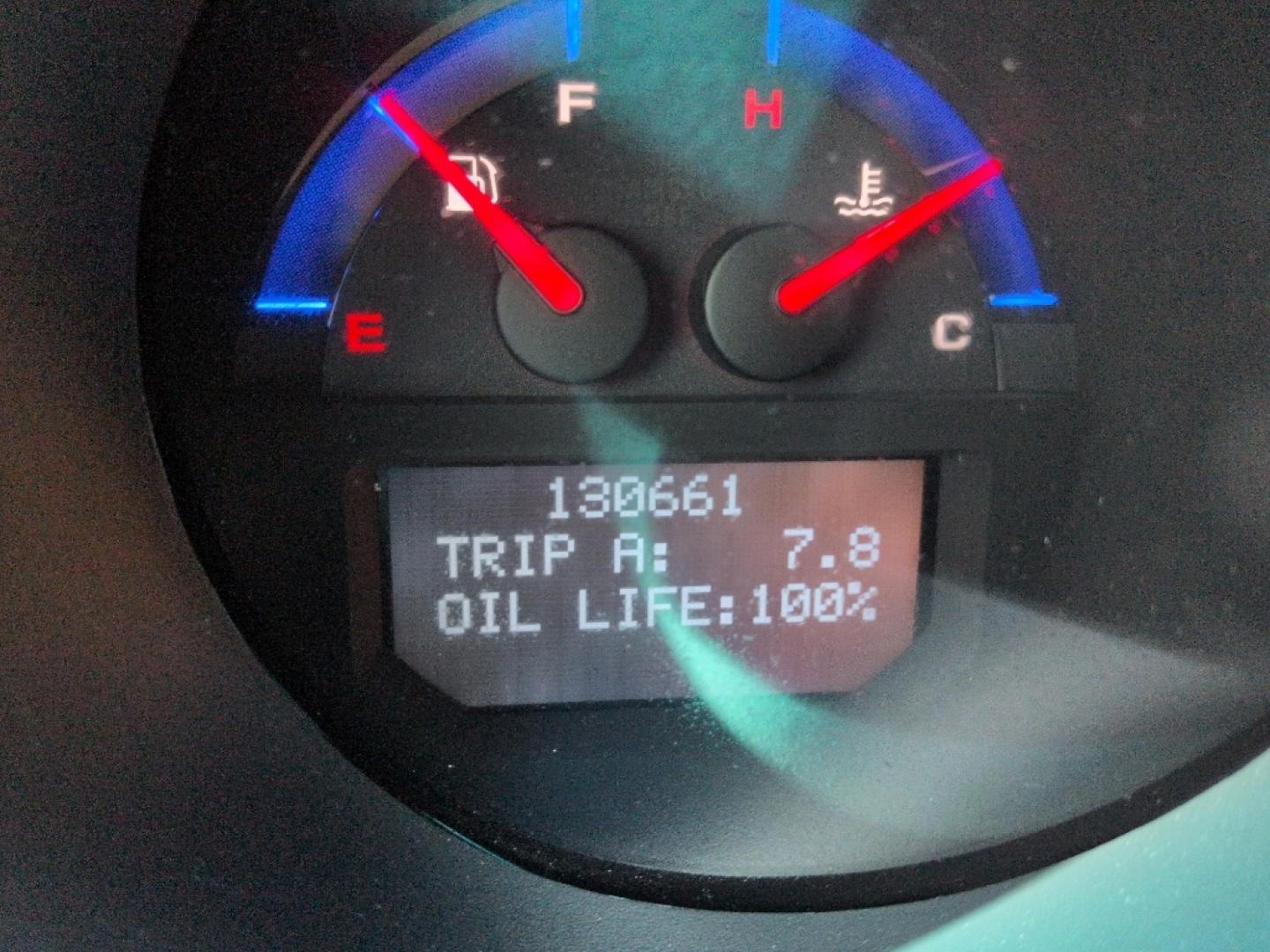 2006 SILVER Acura TL 3.2TL (19UUA66266A) with an V6, 3.2L engine, Automatic transmission, located at 10890 W. Colfax Ave., Lakewood, CO, 80215, (303) 274-7692, 39.739914, -105.120132- Photo#14