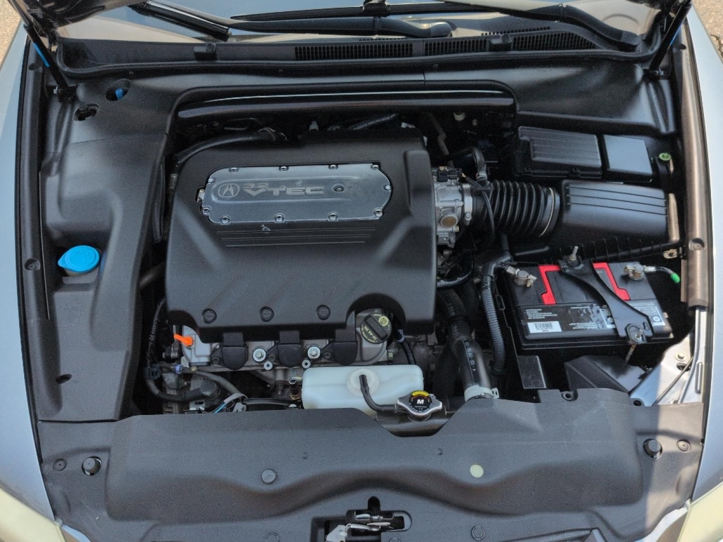 2006 SILVER Acura TL 3.2TL (19UUA66266A) with an V6, 3.2L engine, Automatic transmission, located at 10890 W. Colfax Ave., Lakewood, CO, 80215, (303) 274-7692, 39.739914, -105.120132- Photo#23