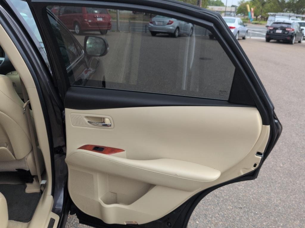 2010 GRAY Lexus RX 350 Base (2T2BK1BA6AC) with an V6, 3.5L engine, Automatic transmission, located at 10890 W. Colfax Ave., Lakewood, CO, 80215, (303) 274-7692, 39.739914, -105.120132- Photo#19