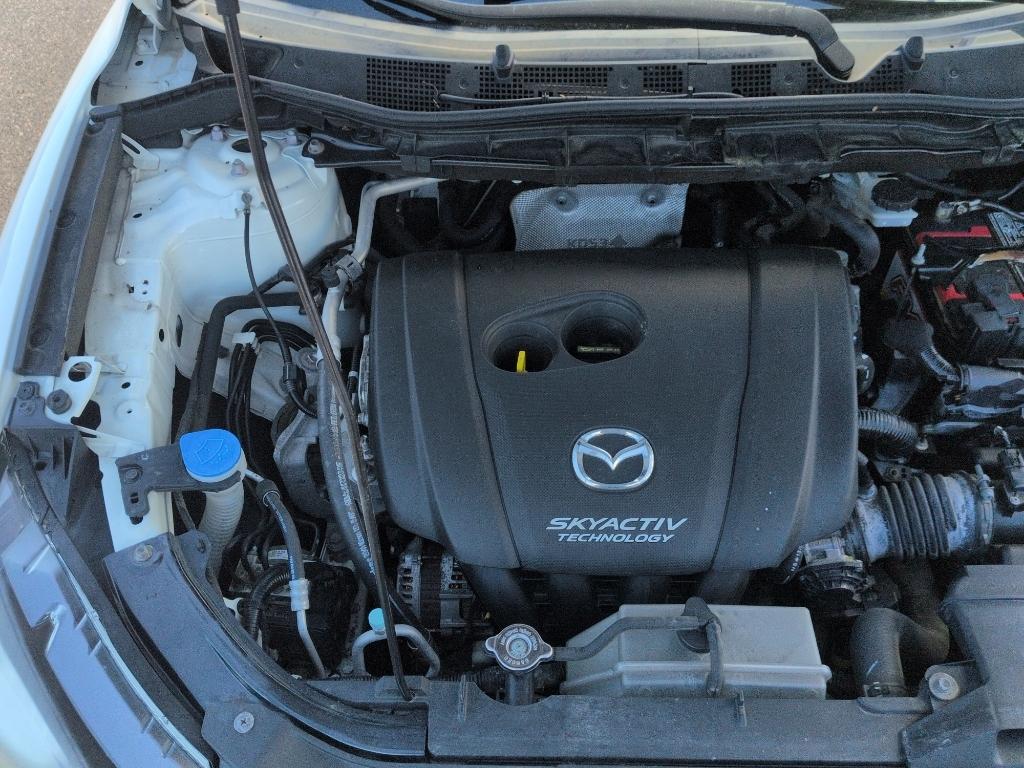 2014 WHITE Mazda CX-5 Touring (JM3KE2CY6E0) with an 4 Cyl, 2.5L engine, Automatic transmission, located at 10890 W. Colfax Ave., Lakewood, CO, 80215, (303) 274-7692, 39.739914, -105.120132- Photo#23