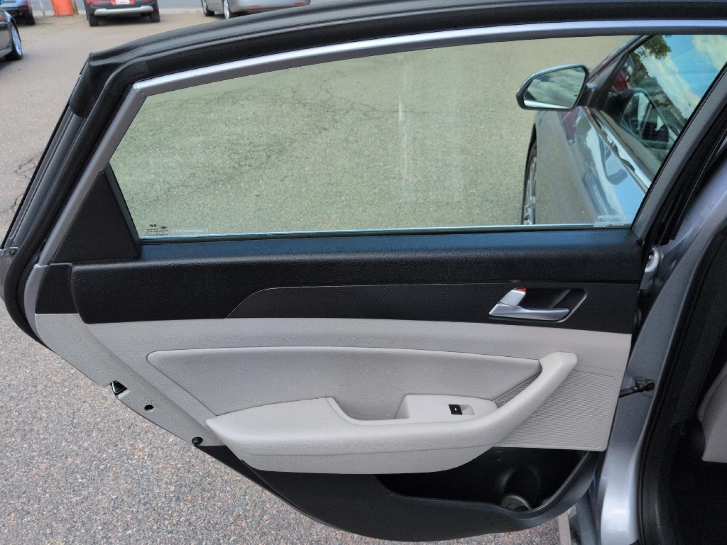 2015 GRAY Hyundai Sonata SPORT (5NPE34AF7FH) with an 4 Cyl, 2.4L engine, Automatic transmission, located at 10890 W. Colfax Ave., Lakewood, CO, 80215, (303) 274-7692, 39.739914, -105.120132- Photo#17