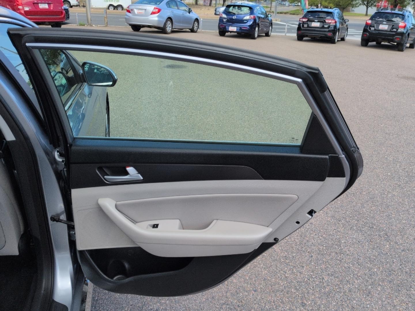 2015 GRAY Hyundai Sonata SPORT (5NPE34AF7FH) with an 4 Cyl, 2.4L engine, Automatic transmission, located at 10890 W. Colfax Ave., Lakewood, CO, 80215, (303) 274-7692, 39.739914, -105.120132- Photo#19