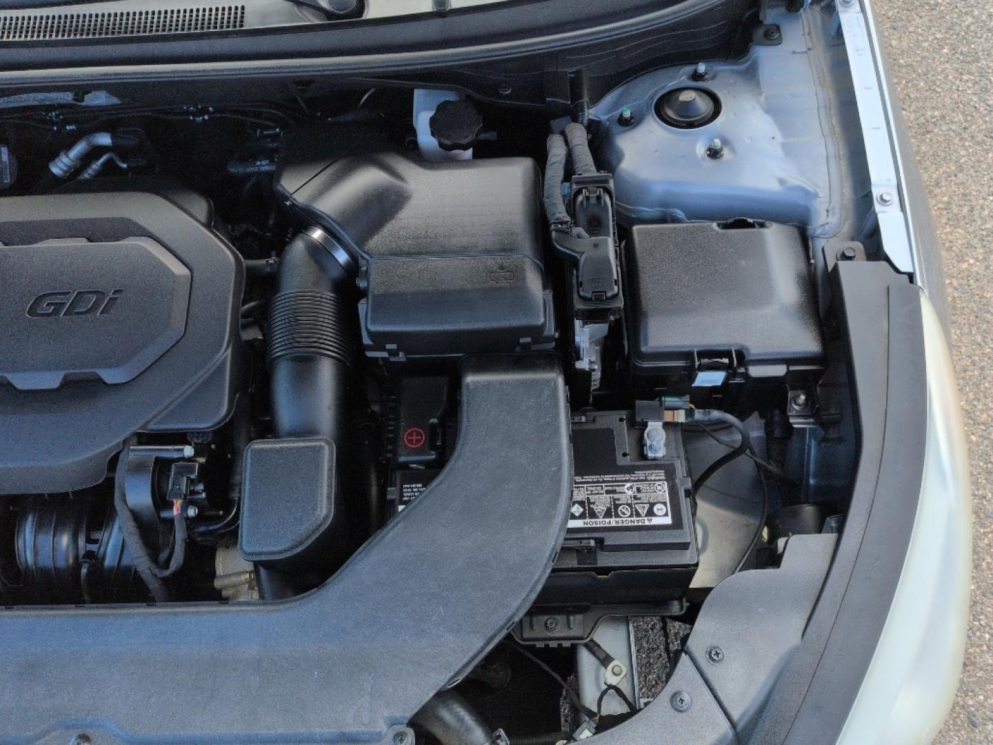 2015 GRAY Hyundai Sonata SPORT (5NPE34AF7FH) with an 4 Cyl, 2.4L engine, Automatic transmission, located at 10890 W. Colfax Ave., Lakewood, CO, 80215, (303) 274-7692, 39.739914, -105.120132- Photo#24