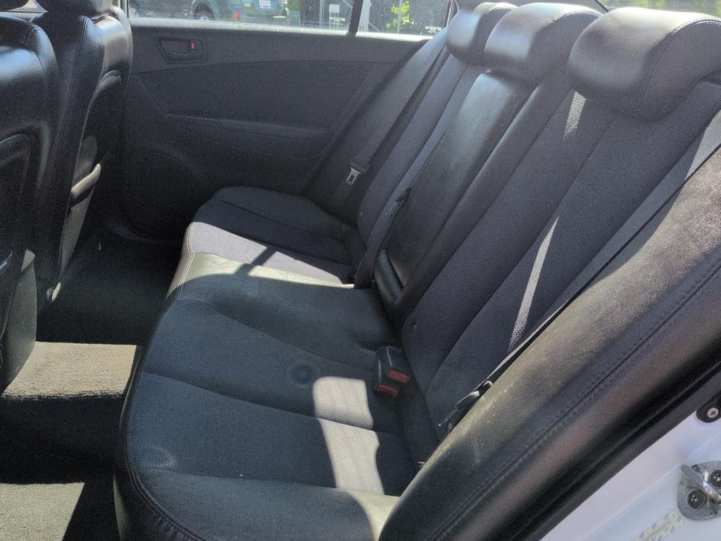 2009 WHITE Hyundai Sonata LIMITED V6 (5NPEU46FX9H) with an V6, 3.3L engine, Automatic transmission, located at 10890 W. Colfax Ave., Lakewood, CO, 80215, (303) 274-7692, 39.739914, -105.120132- Photo#15