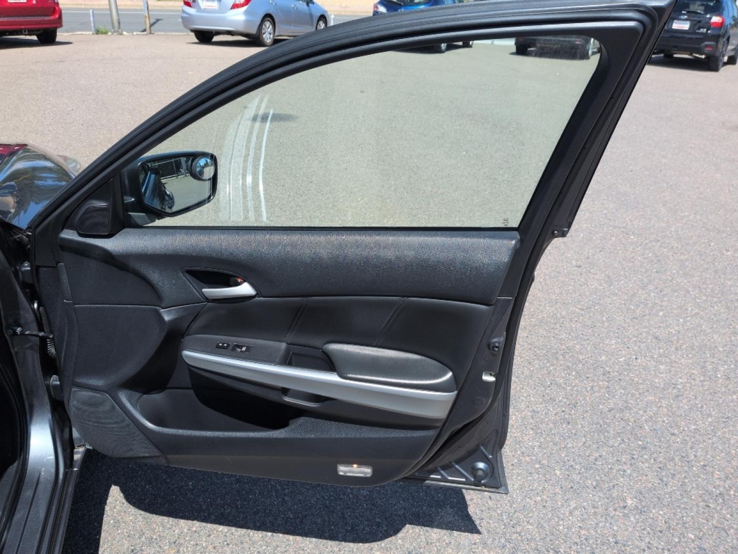 2008 GRAY Honda Accord EX-L (1HGCP26838A) with an 4 Cyl, 2.4L engine, Automatic transmission, located at 10890 W. Colfax Ave., Lakewood, CO, 80215, (303) 274-7692, 39.739914, -105.120132- Photo#15