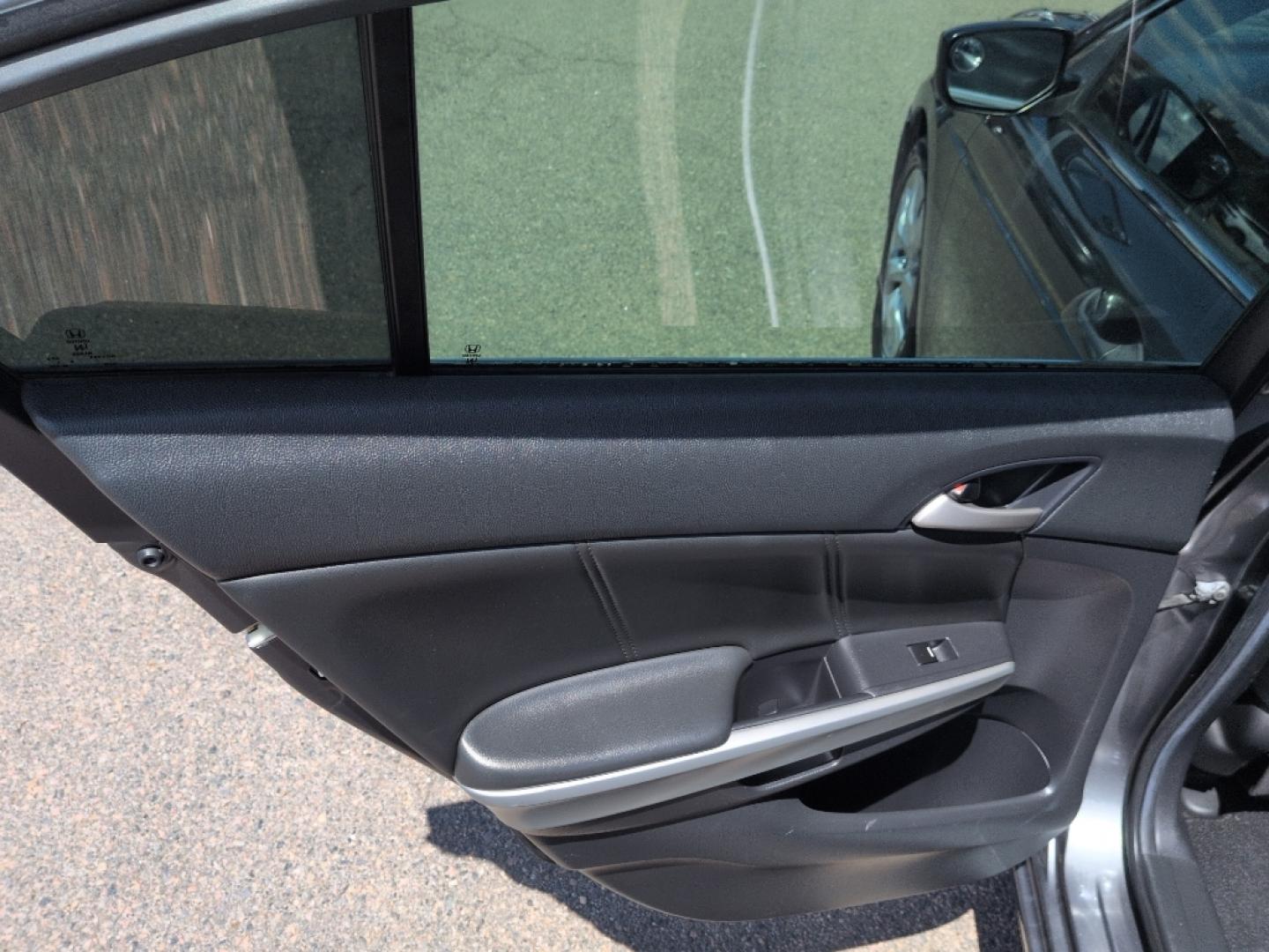 2008 GRAY Honda Accord EX-L (1HGCP26838A) with an 4 Cyl, 2.4L engine, Automatic transmission, located at 10890 W. Colfax Ave., Lakewood, CO, 80215, (303) 274-7692, 39.739914, -105.120132- Photo#17