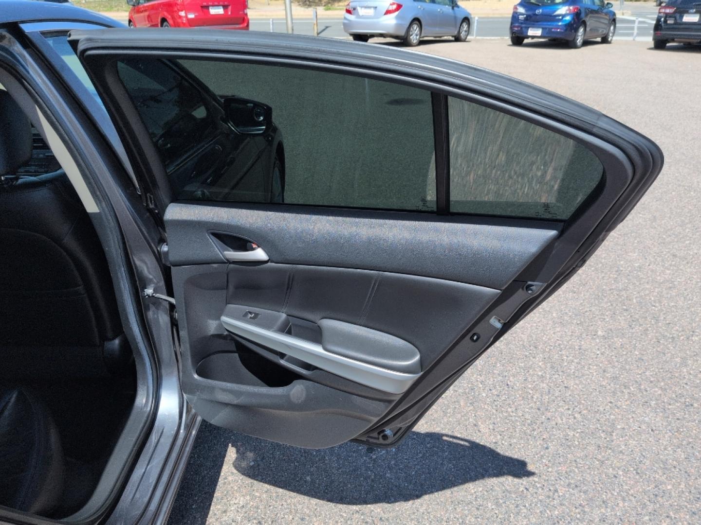 2008 GRAY Honda Accord EX-L (1HGCP26838A) with an 4 Cyl, 2.4L engine, Automatic transmission, located at 10890 W. Colfax Ave., Lakewood, CO, 80215, (303) 274-7692, 39.739914, -105.120132- Photo#19